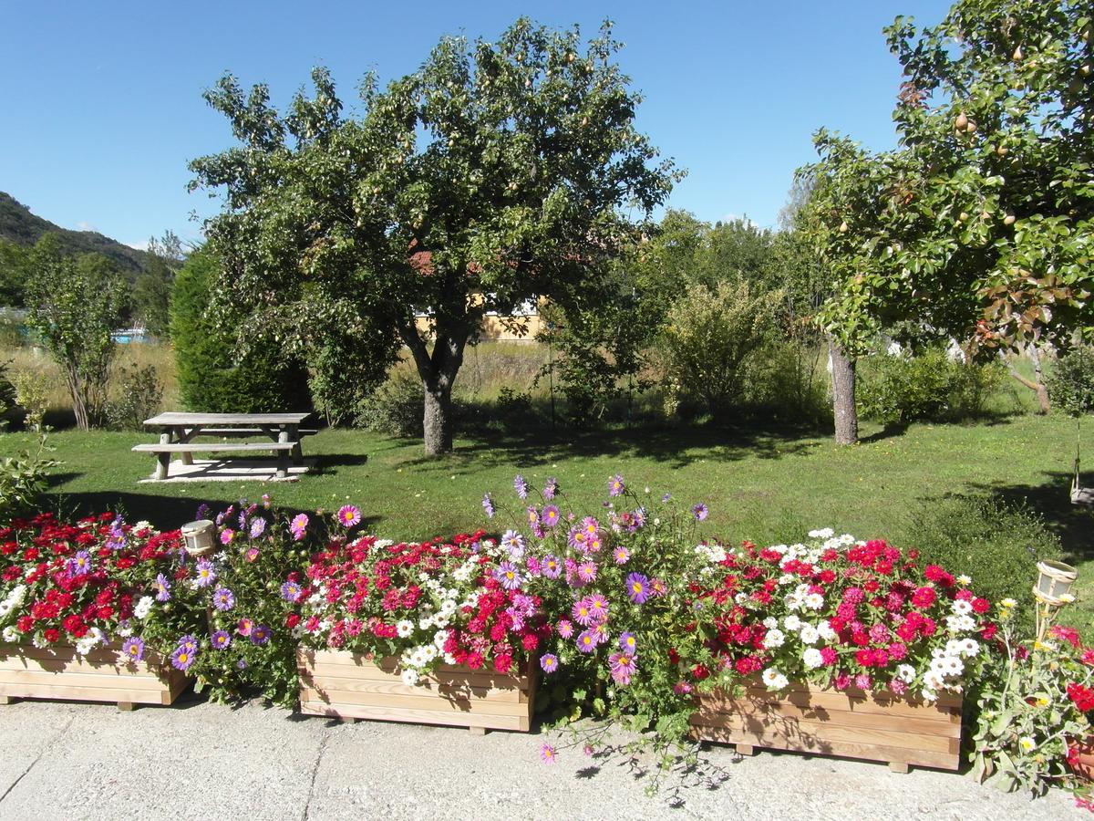 Bed and Breakfast Au Vieux Tilleul Veynes Exterior foto